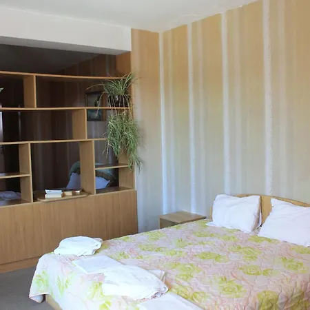 招待所 白屋度假村 Bliznatsi