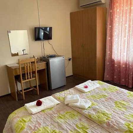 The White House Gasthuis Bliznatsi