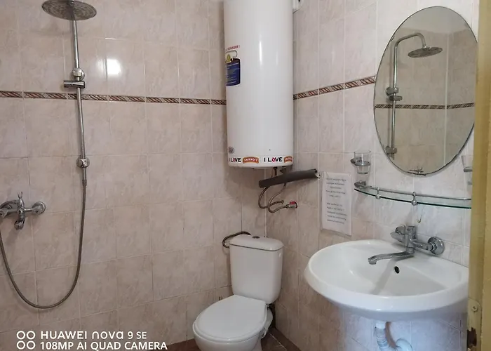 Pensión The White House *